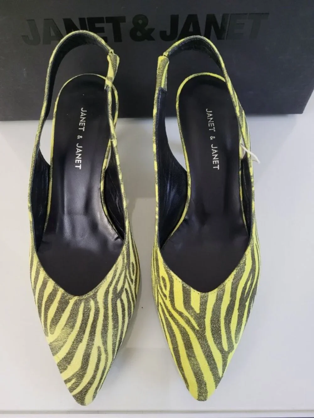Janet & Janet Zebra Print Slingback Heels Size 37 Lime Green Black